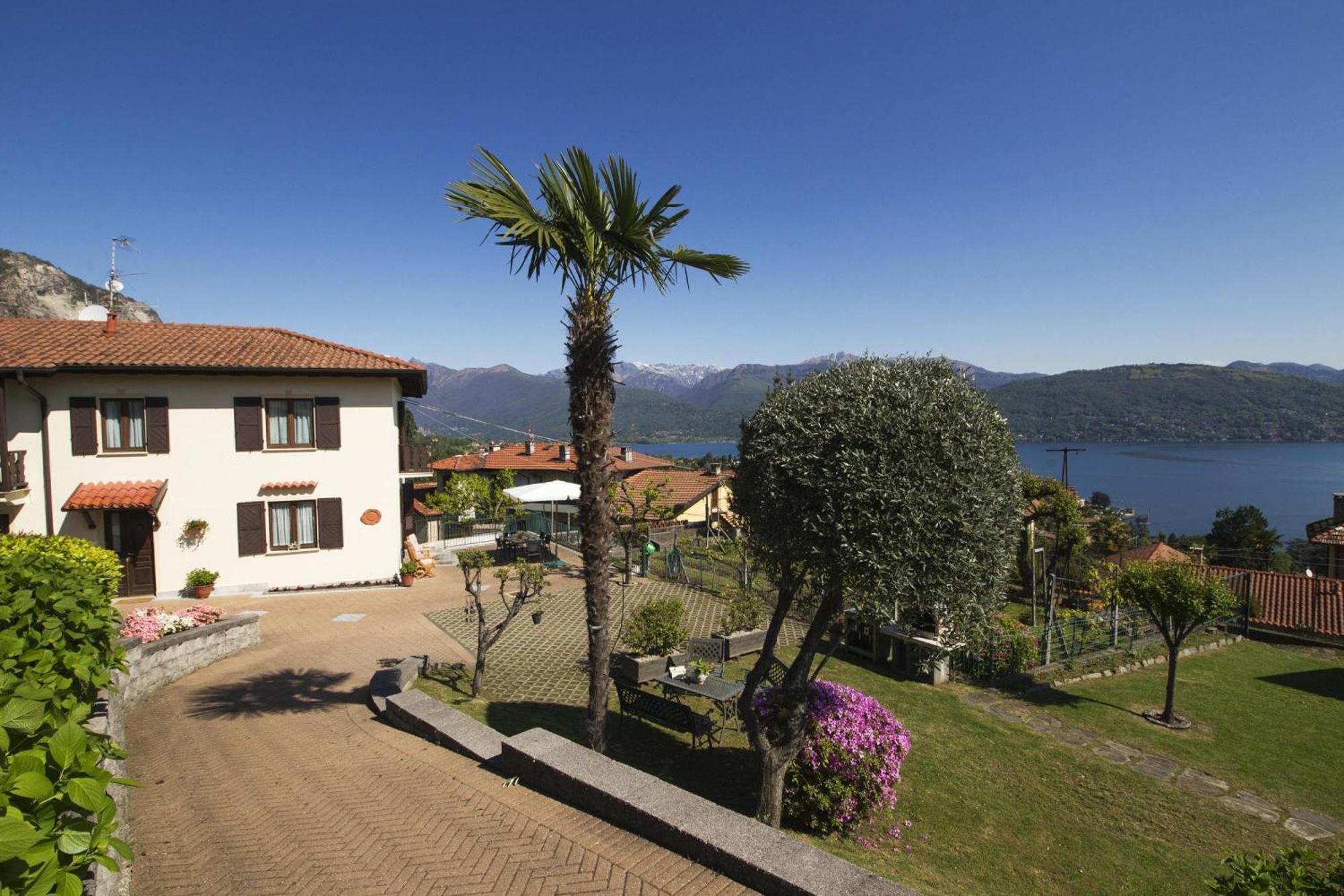 The Cottage On The Lake - Happy Rentals Baveno Exterior foto